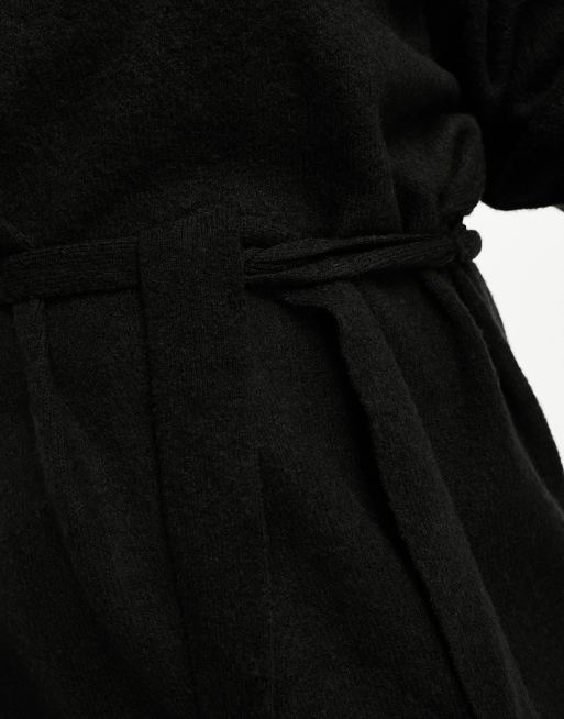 Vila Curve – Mini-Pulloverkleid in Schwarz mit Rollkragen und Bindegürtel, 3 von 4
