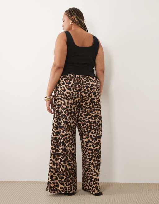 Vila Curve pantalones de pierna ancha con estampado de leopardo, 4 de 5
