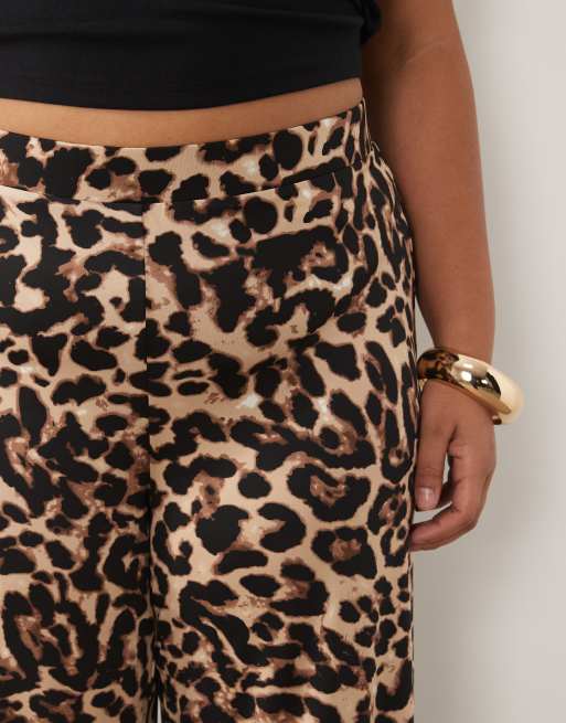 Vila Curve pantalones de pierna ancha con estampado de leopardo, 5 de 5