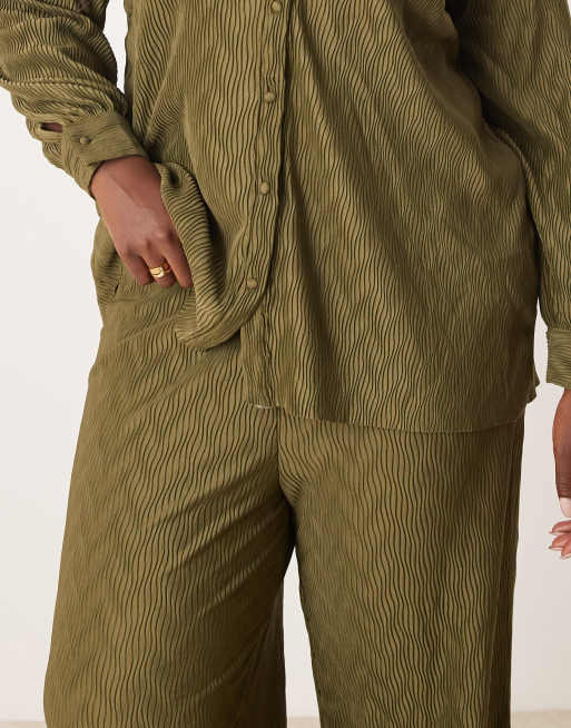 VILA Curve plisse wide leg pants in dark olive - part of a set, 5 of 5
