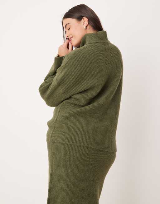 Vila Curve roll neck knitted jumper co-ord in khaki, 2 of 4