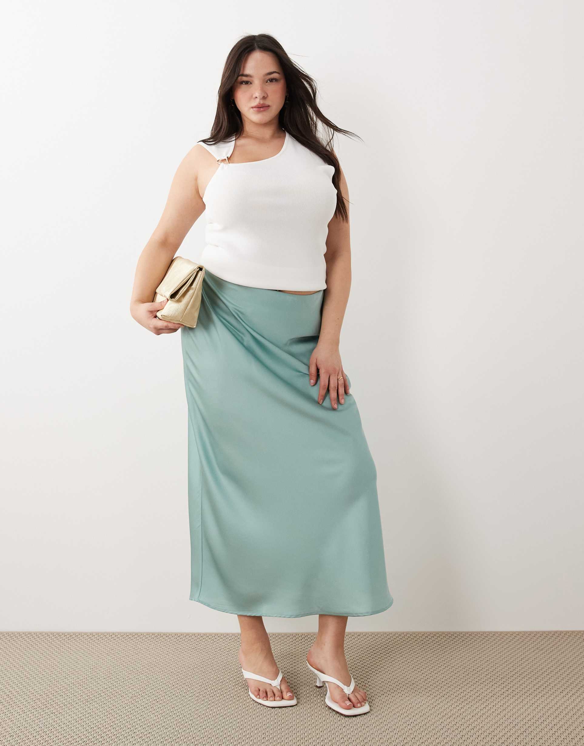 vila curve satin maxi skirt in blue surf