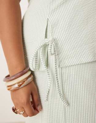 Vila Curve Textured Stripe Sleeveless Tie Side Top In Green