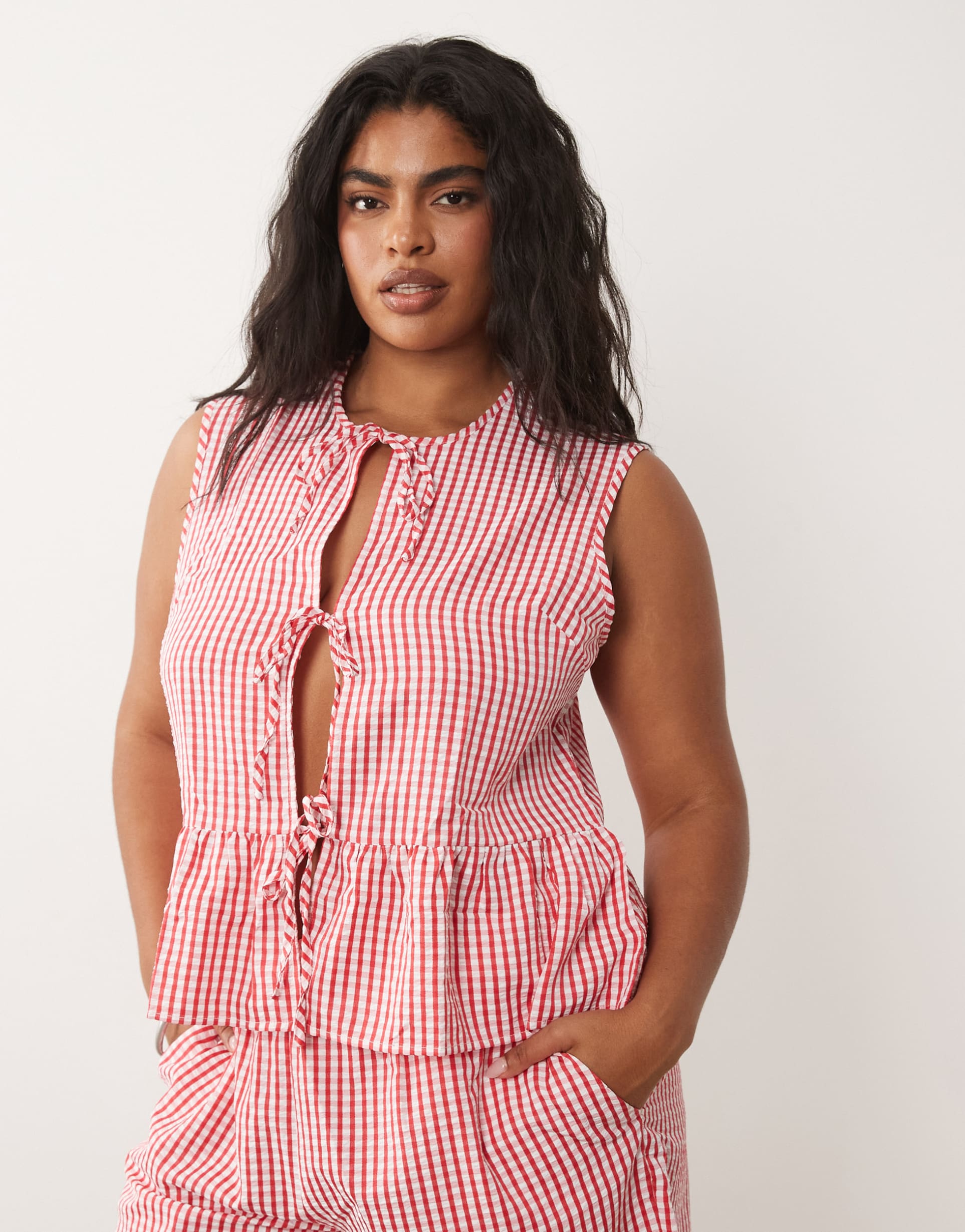 vila curve tie front peplum hem top in red and white gingham print - part of a set