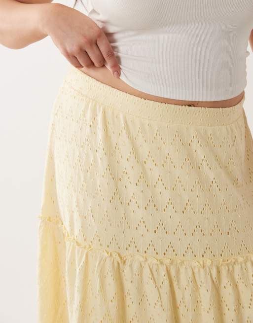 VILA Curve tiered pointelle midi skirt in pastel yellow, 3 of 5