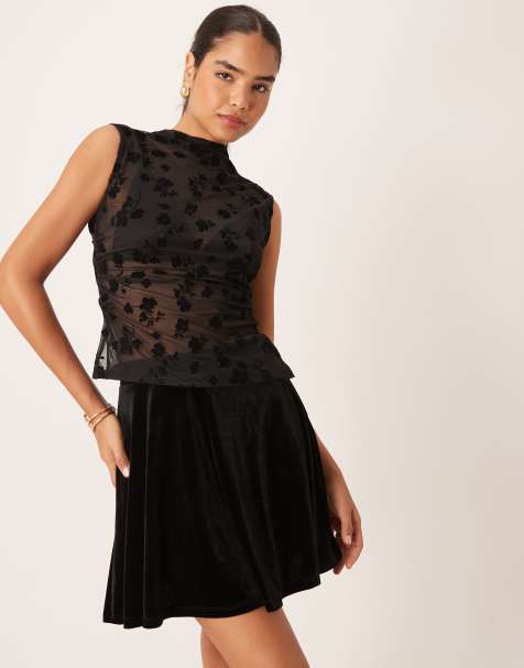 Vila velvet flippy mini skirt in black