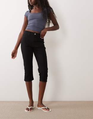 Vila Denim Capri Pants In Black