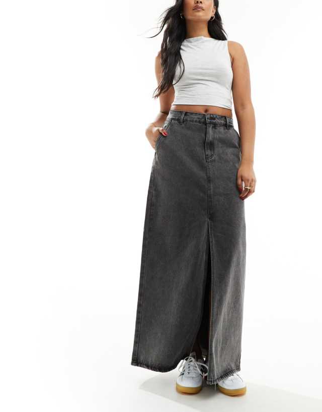 Vila - denim maxi skirt with front split in dark grey wash