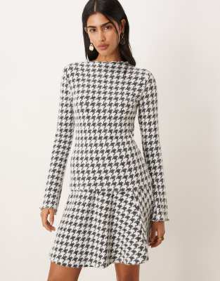 Vila Dogstooth Knitted Mini Skirt Co-ord In Multi