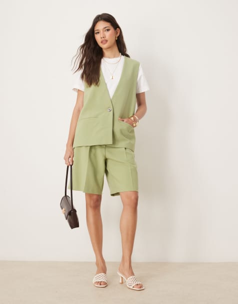 VILA - Elegant gilet met lange pasvorm in saliegroen, deel van co-ord set - view 1