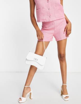 Vila - Elegante Anzugshorts aus Bouclé in Rosa