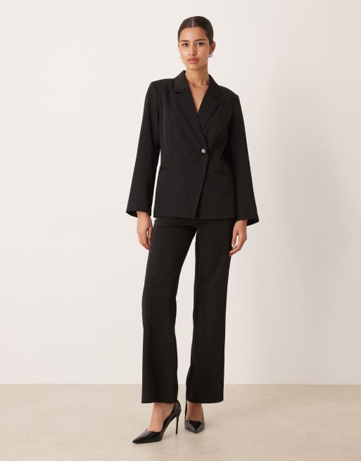 VILA – Eleganter Blazer in Schwarz mit Knöpfen in gehämmerter Optik, Kombiteil, 2 von 4