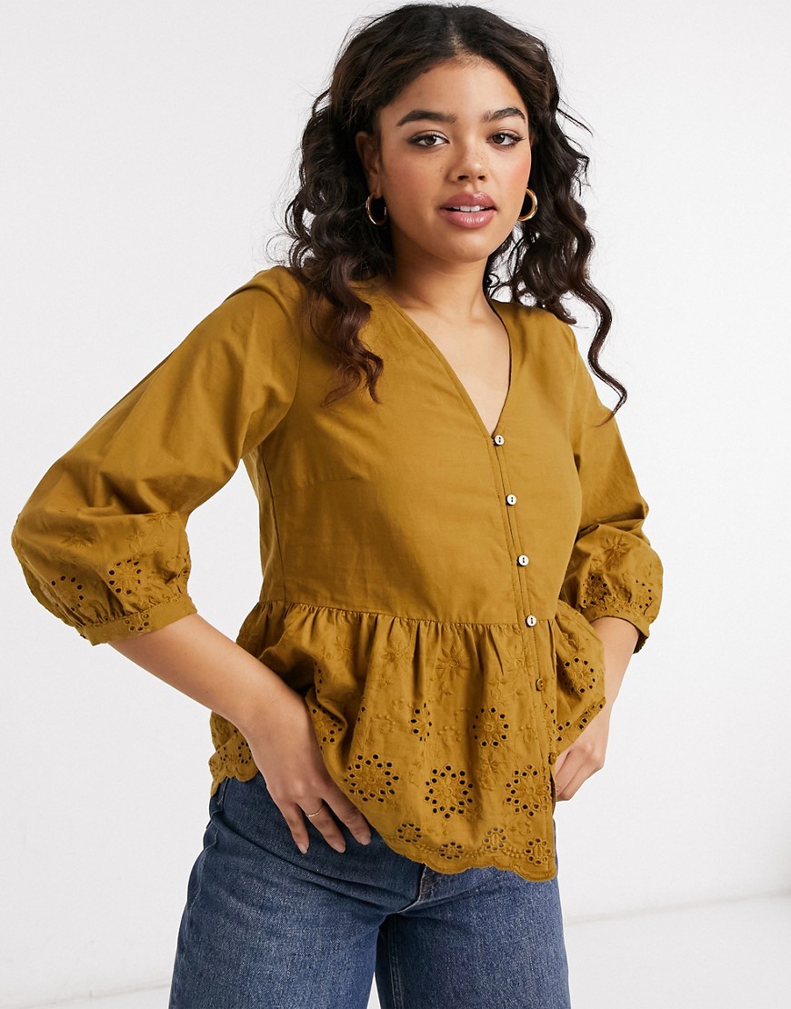 Vila embroidered blouse with short sleeves in brown