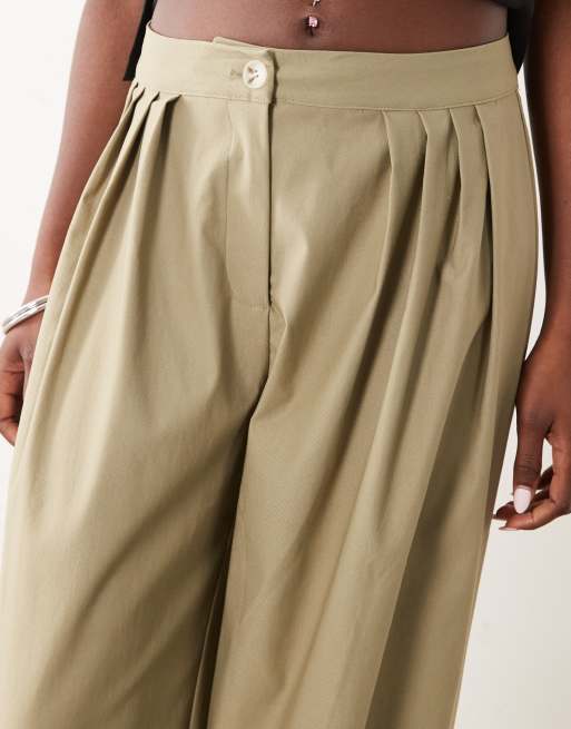 Vila exaggerated pleated woven trouser in oil green, 4 of 5