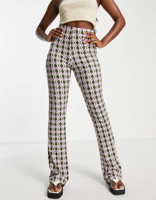 Vila - Exclusives - Getextureerde jersey flares met retro tegelprint