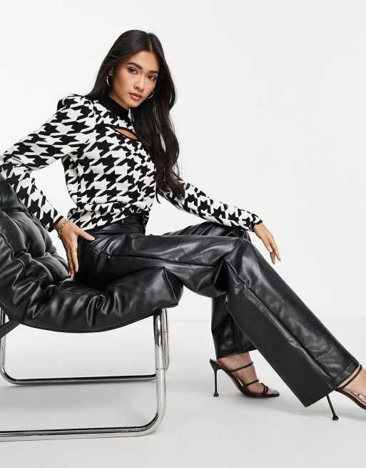 Vila - Exclusives - Hoogsluitende gebrede top met uitsnijding in oversized pied-de-poule motief, 3 van 4