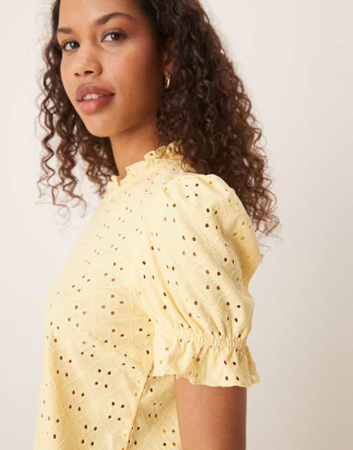 Vila eyelet jersey t-shirt in yellow
