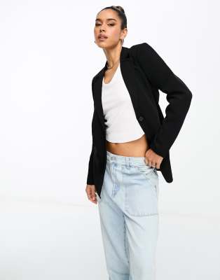 Vila - Figurbetonter Blazer in Schwarz