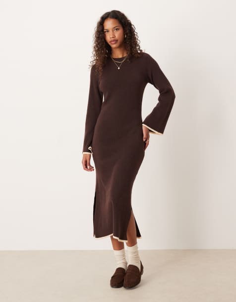 VILA – Flauschiges, strukturiertes Midi-Strickkleid in Schokobraun mit kontrastierendem Zierstreifen - view 1