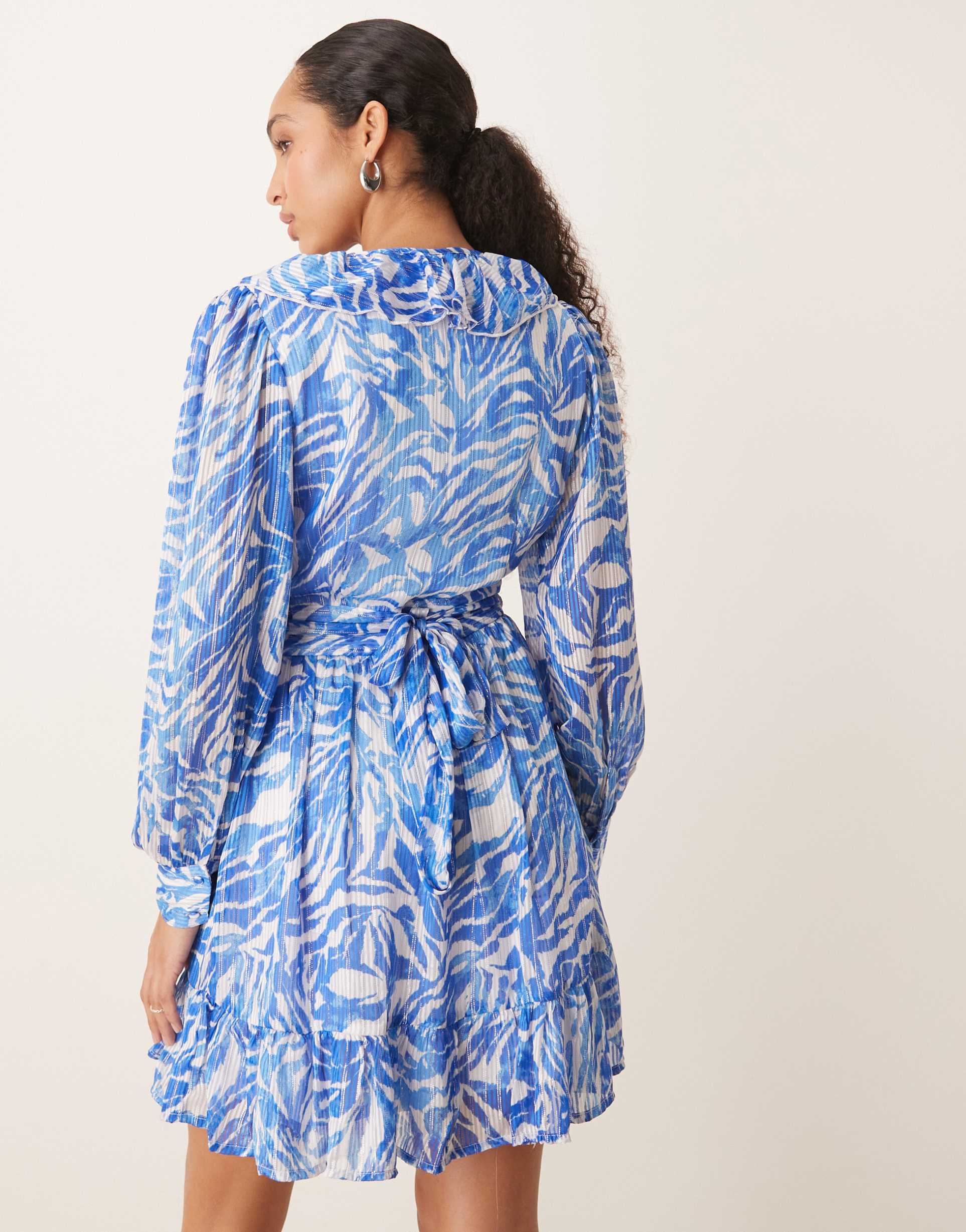 vila flounce mini dress in blue zebra print