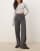 Thumbnail 1 van 5