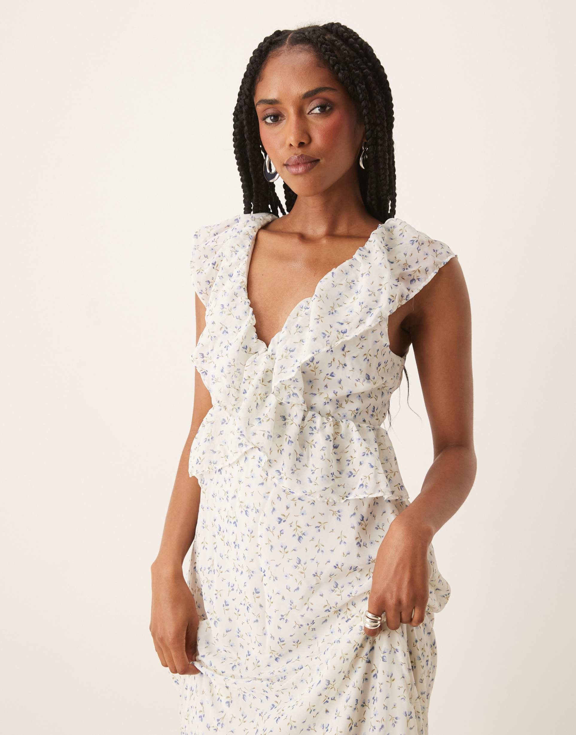 vila frill detail maxi dress in blue ditsy floral