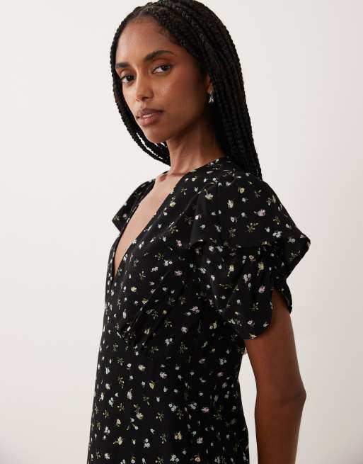 Vila frill sleeve woven mini dress in black ditsy floral, 3 of 4