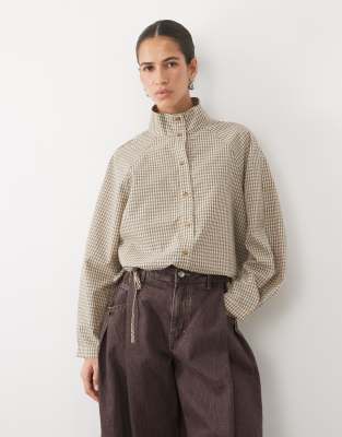 Vila Funnel Neck Jacket In White