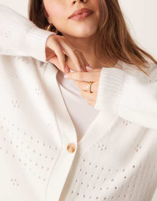 VILA – Gemusterte Strickjacke in Weiß mit Blouson-Ärmeln, 4 von 4
