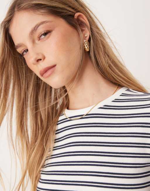 VILA - Geribbeld T-shirt met korte mouwen in marineblauw en witte streep, 3 van 4