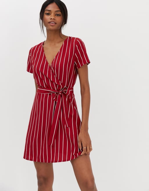 Vila – Gestreiftes Kleid in Wickeloptik