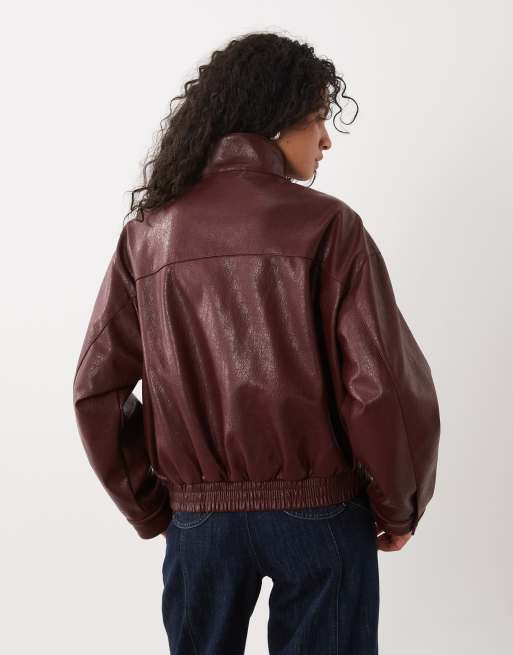 Vila giacca bomber in similpelle con collo alto bordeaux, 2 di 4