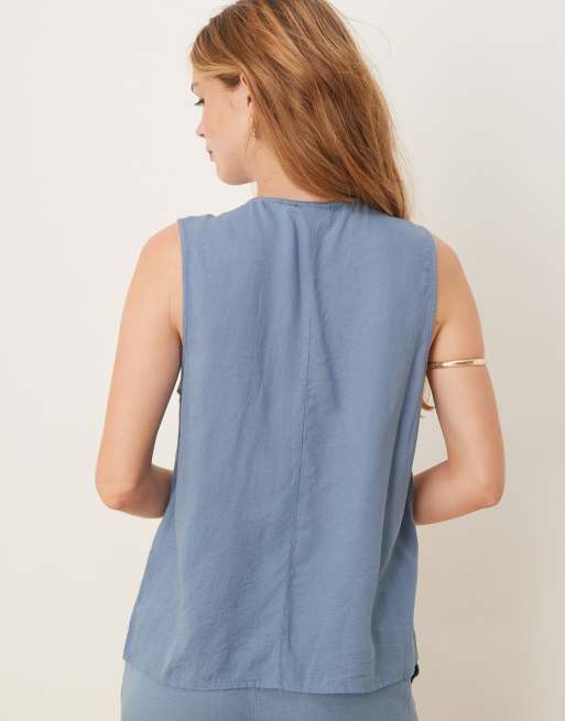 Vila - Gilet met knopen aan de voorkant in chambray blauw, deel van co-ord set, 4 van 4