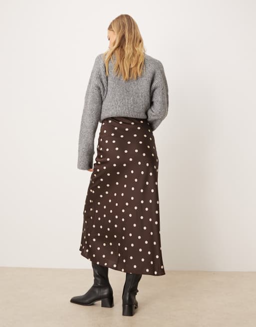 VILA - Gonna lunga in raso marrone a pois color panna, 3 di 5