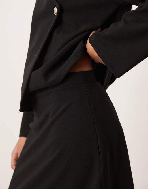 VILA high waist knitted mini skirt in black (part of a set), 3 of 5