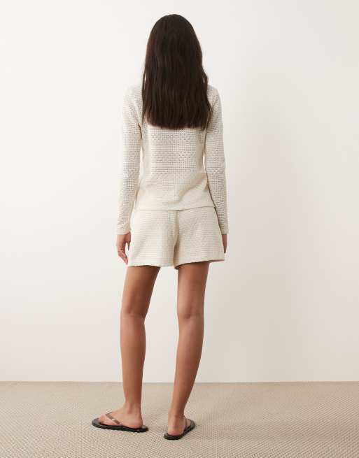 VILA high waisted crochet shorts in birch cream (part of a set), 4 of 5