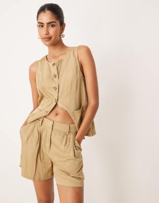 Vila Vila high waisted pleated shorts co-ord in olive green