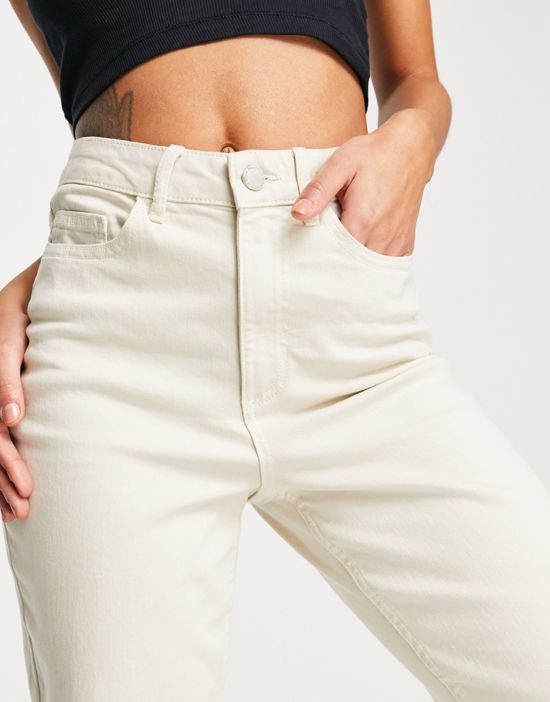 https://images.asos-media.com/products/vila-high-waisted-wide-leg-jeans-in-cream/202079052-3?$n_550w$&wid=550&fit=constrain