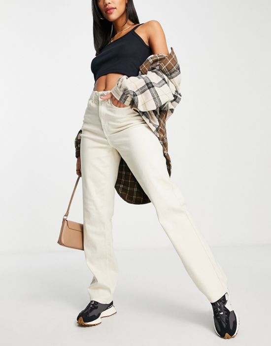 https://images.asos-media.com/products/vila-high-waisted-wide-leg-jeans-in-cream/202079052-4?$n_550w$&wid=550&fit=constrain