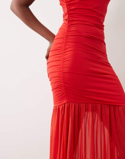 Vila – Hochgeschlossenes, figurbetontes Maxikleid in Rot, 2 von 4