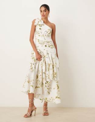 VILA - Hochwertiges Maxikleid mit One-Shoulder-Träger und Statement-Rüschen aus cremefarbenem Blumenprint-Marineblau