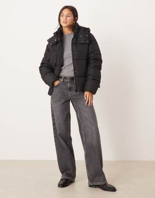Vila Hooded Short Padded Jacket In Black