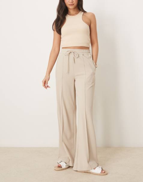VILA – Hose in Beige mit hohem Bund und Nahtdetail vorn - view 1