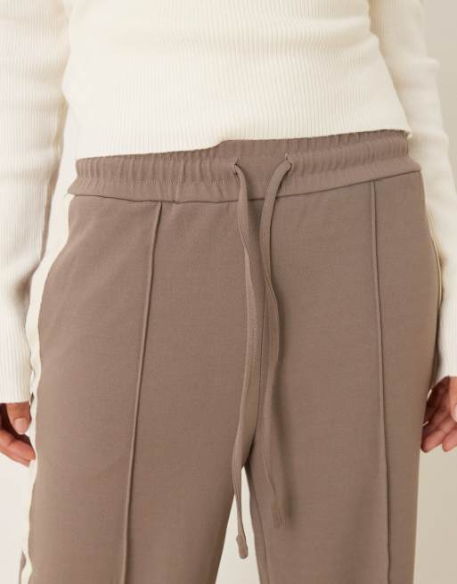 Vila – Hose in Hellbraun mit weitem Bein und seitlichem Streifen, 5 von 5