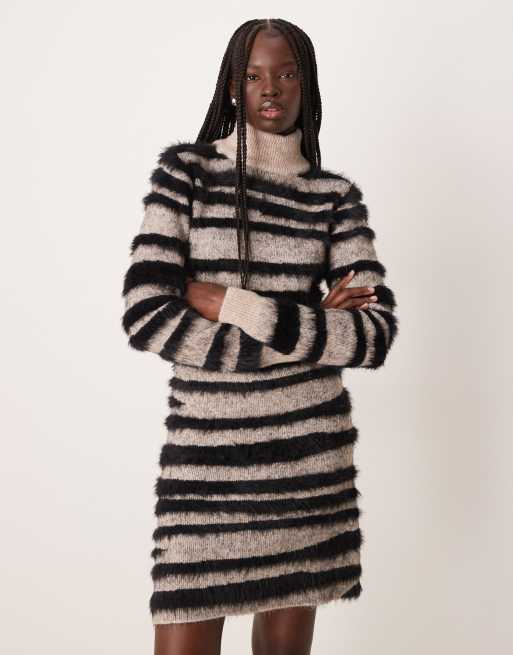 VILA – Jasnobeżowa melanżowa sukienka mini z fakturowanej dzianiny we wzór w paski zebry