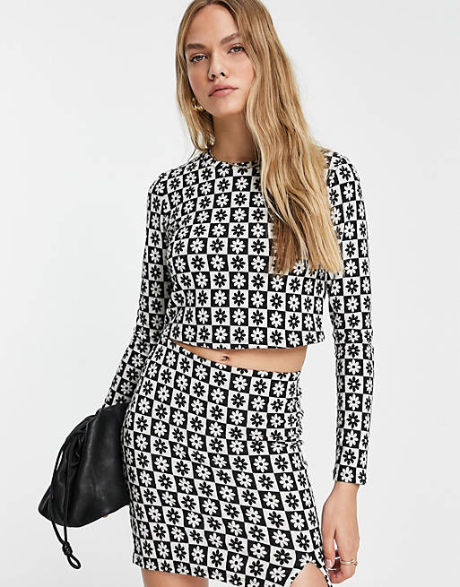 Vila jersey long sleeved top in black and white retro floral checkerboard (part of a set)