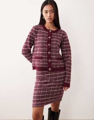 VILA - Karierte Bouclé-Strickjacke in Burgunderrot, Kombiteil