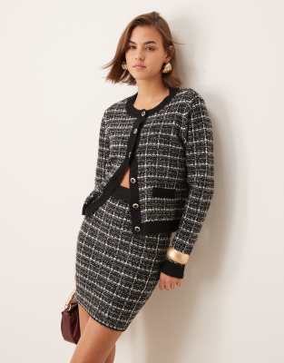 knit mini skirt in black boucle plaid - part of a set