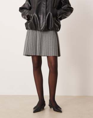 - Vila - medium gray 12190₽