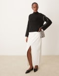 [Vila] VILA knitted high neck jumper with contrast stitch detail in black M Black